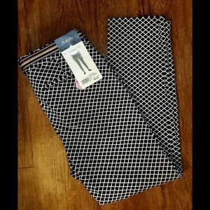NWT RAFAELLA Black & White Pants Lower Rise Size 6